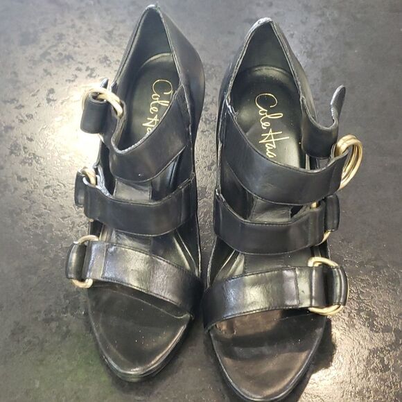 Cole Haan shoes  - Picture 2 of 5